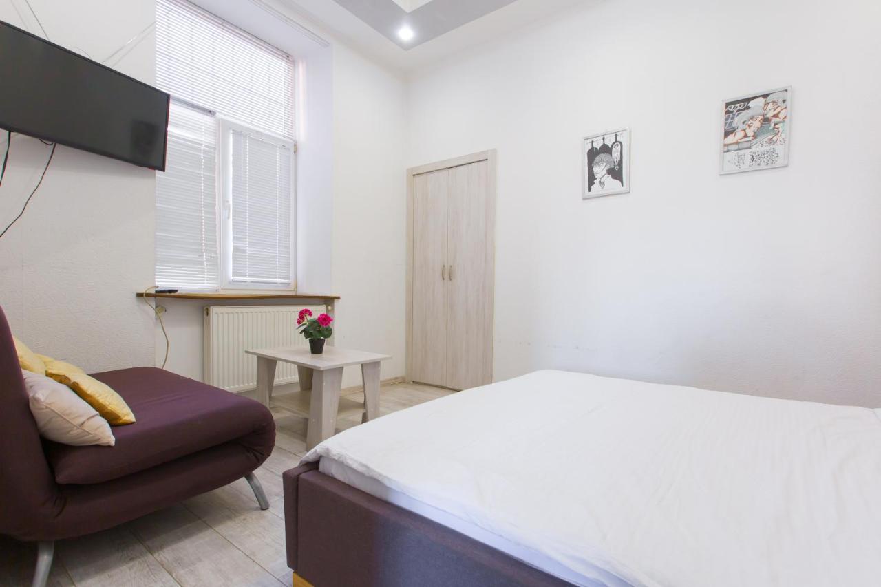 Apartment на вулиці проспект свободи 22 одразу біля оперного, біля фонтану