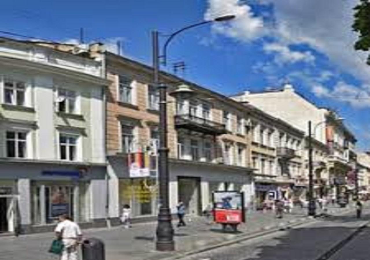 Apartment на вулиці проспект свободи 22 одразу біля оперного, біля фонтану *